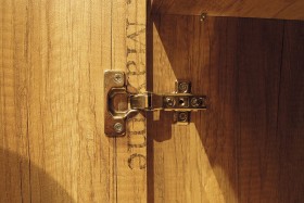 Шкаф для белья «Пилигрим» (Дуб Каньон светлый, Фон серый) в Большеречье - bolshereche.katalogmebeli.com | фото 6